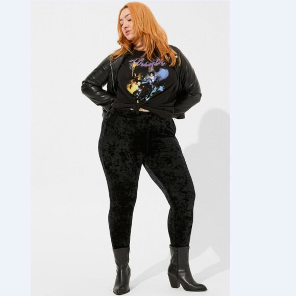 torrid Pants - Torrid Full Length Crushed Velvet Pocket Legging - Black‎ - Medium